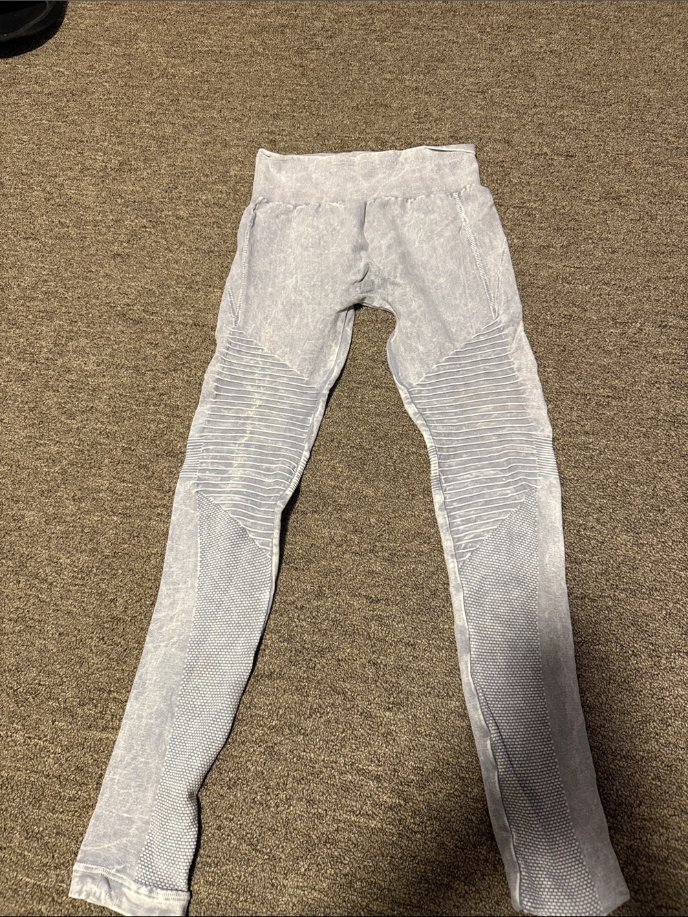 Nikibiki Light Gray Ribbed Detail Leggings